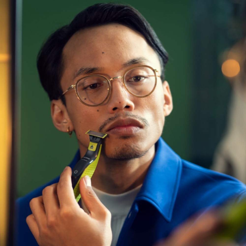 Aparador e raspador OneBlade com 3 pentes, à prova d’água, Bivolt - QP2724/10 Philips - Image 4